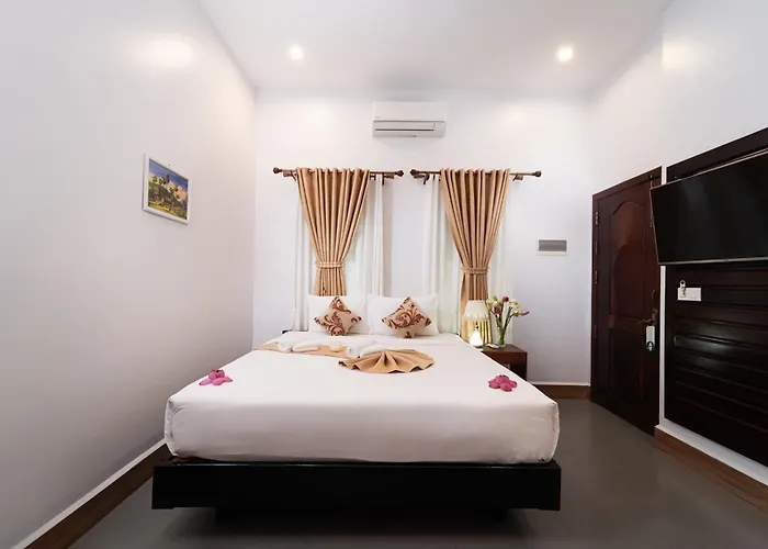 Hotel Sanna 3*